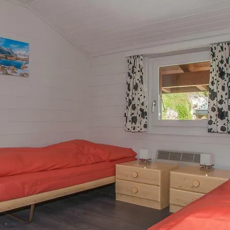 Chalet Libelle, Zentrum